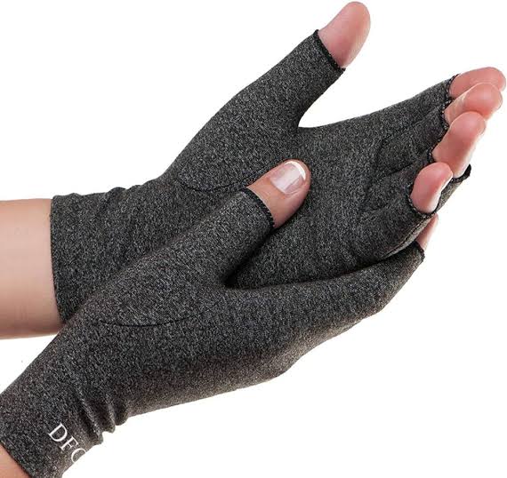 No matter what I did, my hand pains wouldnt go away. I was considering giving up my career it was so painful. Then i bought compression gloves. For 10 dollars I could work/game/draw/write again 😭 get cheap ones, they're all the same