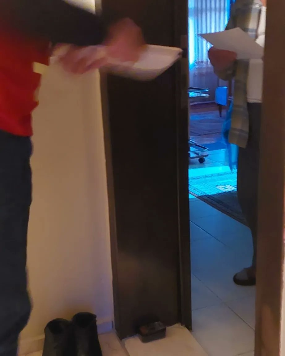 Bugün Edirne belediye meclisi adaylarımızla mahalleli yurttaşlarımızla buluştuk, mahallemizin altyapı sorunlarını konuşup, çözüm için önerilerde bulunduk. Belediyenin kaynaklarını ranta değil, yurttaşlarımızın hizmetine kullanılması için oylar Tkp'ye! Oylar Emre Gebeş'e!