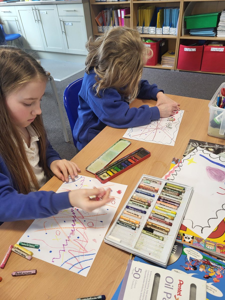 MrsH_HCPS's tweet photo. Creating individual abstract art inspired by music this afternoon 🎨 @HuttonCran https://t.co/9A3G8WqvE4