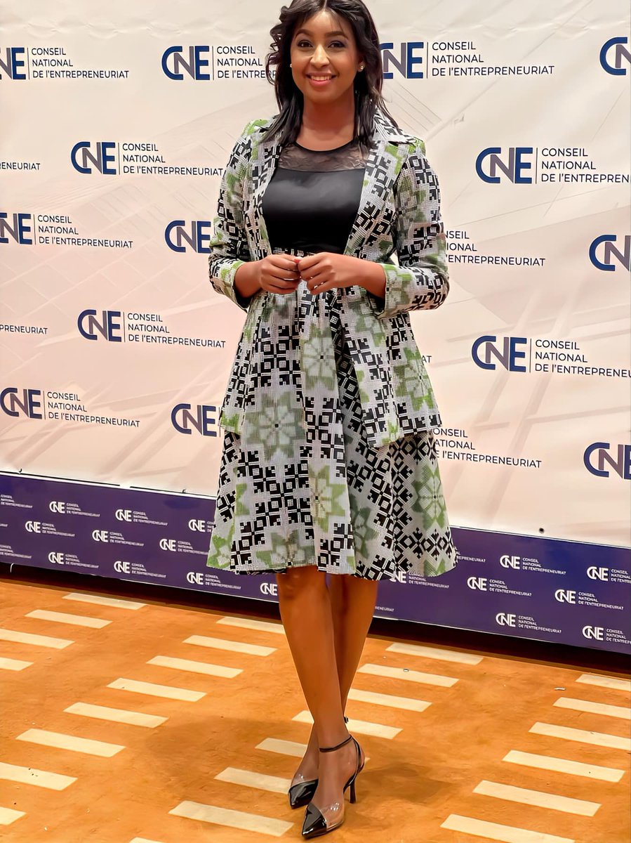 OFemMagazine1's tweet photo. La nigérienne Balkissa Ahmadou remporte le trophée du Leadership Feminin 

Véritable influenceuse digitale, elle a reçu le prix au African Women’s Awards qui s’est tenu du 02 au 03 mars à Conakry en Guinée. Cette prestigieuse cérémonie honore l'excellence des femmes africaines. https://t.co/fc66S8bkiV