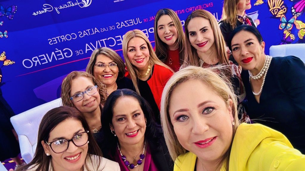 🟣🟣 ⚖️ 👩🏻‍⚖️ 

Integrantes #ATERM compartiendo, aprendiendo y coincidiendo 

🟢 #OrgulloATERM
🟢 #SiempreATERM
🟢 #SomosATERM