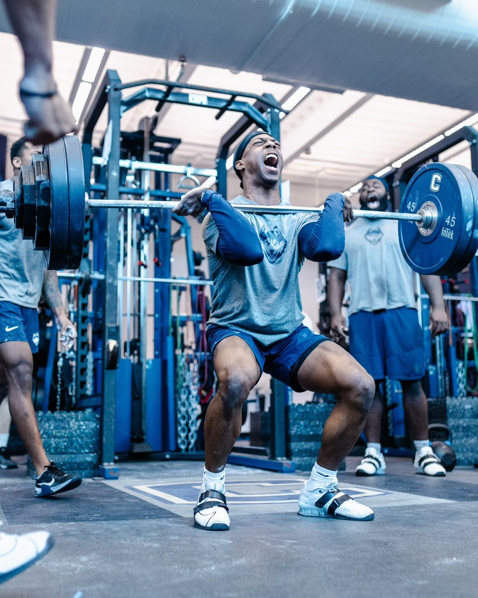 UConn Football tweet media