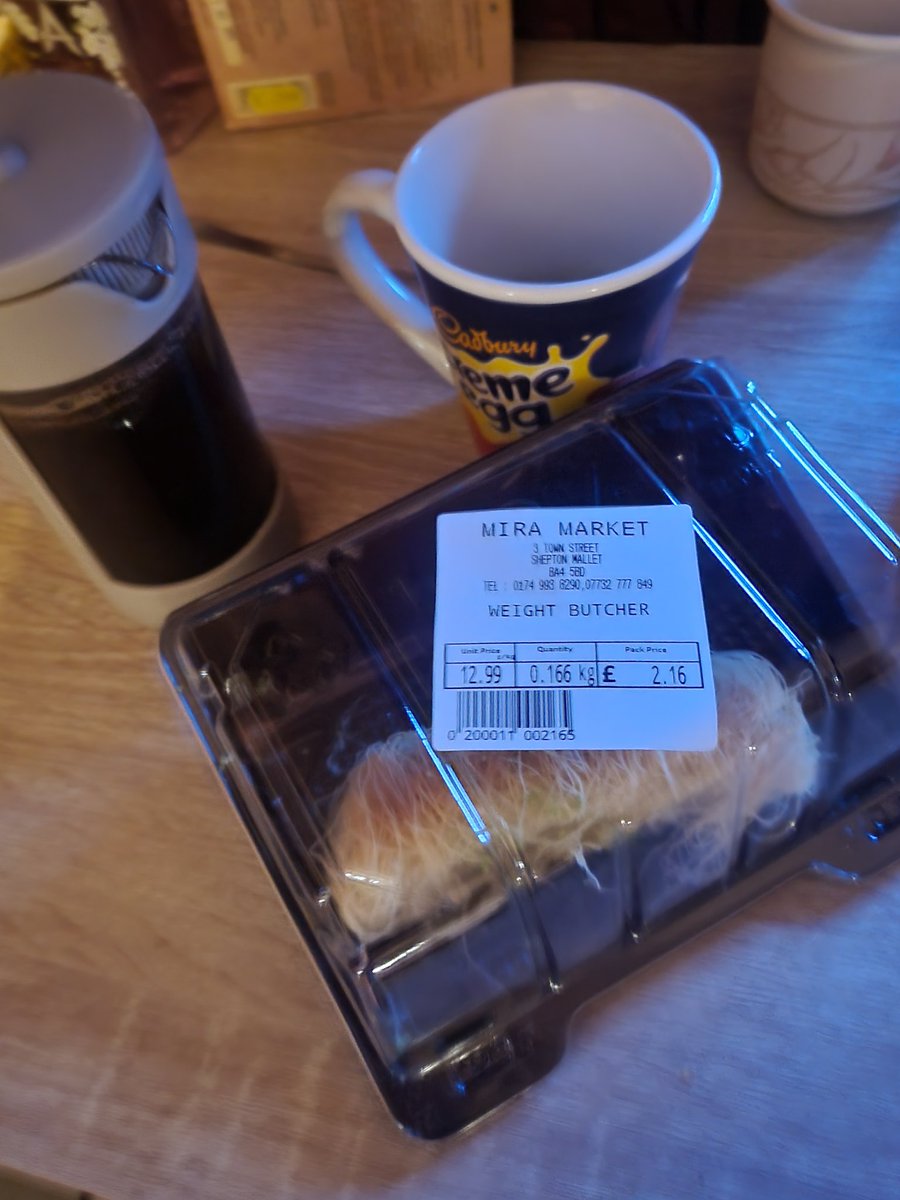 MsMabel5's tweet photo. Fresh #homemade #baklava from @mira_market_ washed down with #freshfiltercoffee
Lovely way to end an #evening
#localshop #localpolish #polishshop #sheptonmallet #southwest #freshproduce #freshproducts #bakeryproducts #deli https://t.co/XPrwfMQp1o
