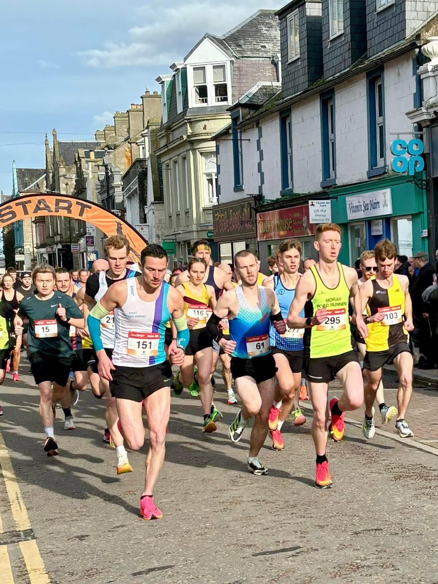 Really encouraged to see a double figure of harriers get their spring season rolling with some great runs at the Nairn 10k. Senior numbers attending joint training with our older juniors is really growing and hopefully on the rise. Results link below thistletimingresults.co.uk/results.aspx?C…