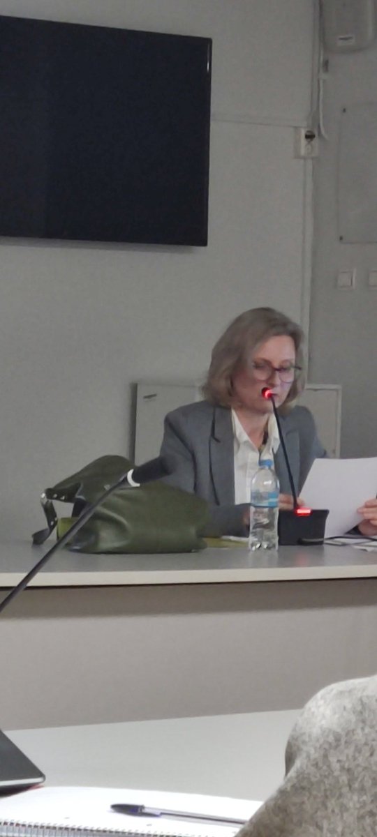 MairiGkikaki's tweet photo. Wonderful talk delivered by Margeuerite Spoerri Butcher for Les Recontres Numismatiques in Athens. Thank you, Marguerite! #numismatique @ClassicsWarwick https://t.co/yUAu6Wn37t