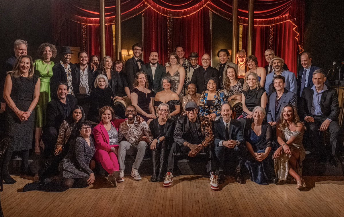 Whether you celebrated unGALA: LEAP us in person or online, THANK YOU! With your help, we raised more than $750,000!! 🎉

From the bottom of our hearts, thank you for continuing to dream of the impossible with us. 

photo by: Joel Maisonet Photography