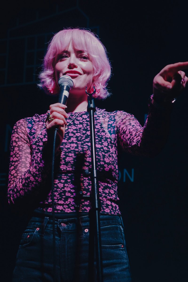 Need to host a work event but worried about the cost? 

But, who said that’s what you need?

We’ve transformed meeting rooms, entrance lobbies, and even office canteens into comedy clubs!

📷by Clemence Rebourg