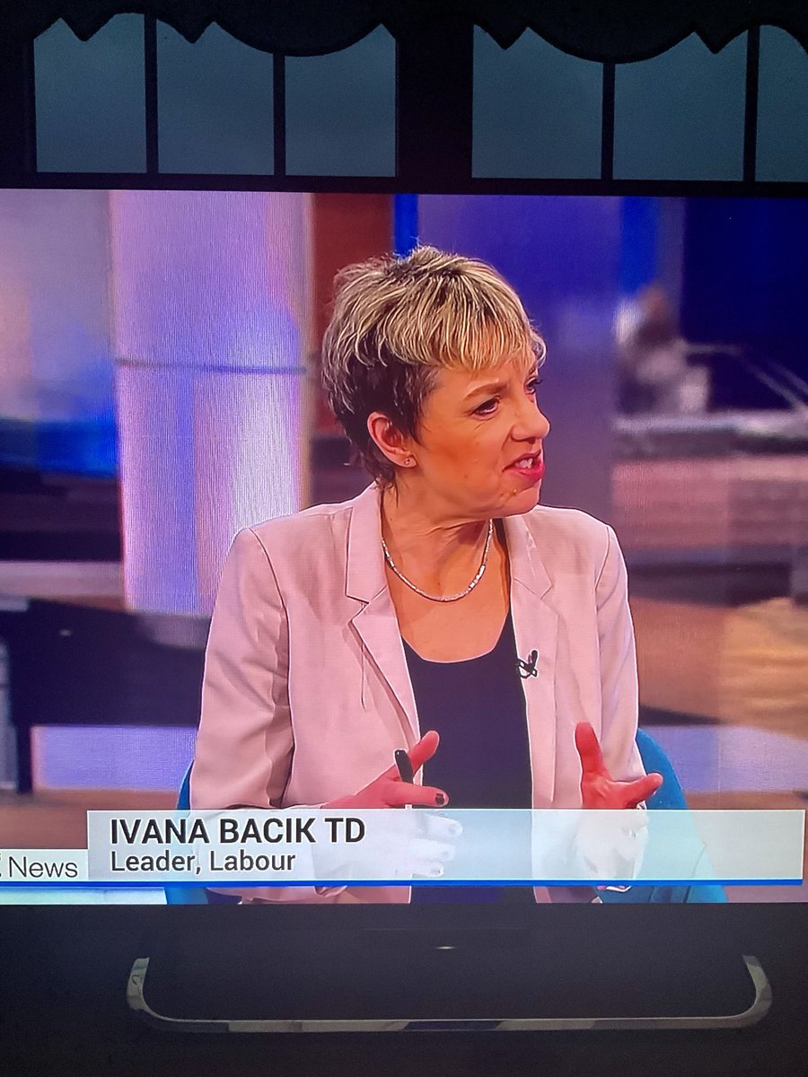 dulchiewhelan's tweet image. Excellent advocacy for a Yes vote on Friday by @ivanabacik on #sixone A very measured and calm intervention by the @labour leader. #YesYes
