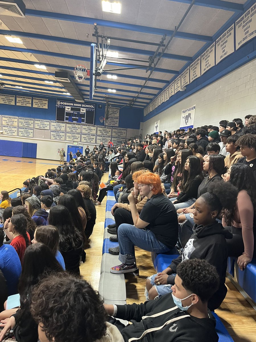 RhodesMPSAZ's tweet photo. Rhodes 8th Grade Step Up Day @Dobson High School. https://t.co/YwC8e5QqFJ