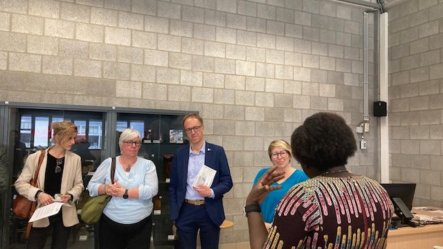 Laeticia Toé presents our work on preventing malnutrition in mothers and children in Burkina Faso to the Belgian Minister of Development Cooperation, VLIR UOS, and UGent leadership. Thank you for showing an interest in our work! misame3.ugent.be