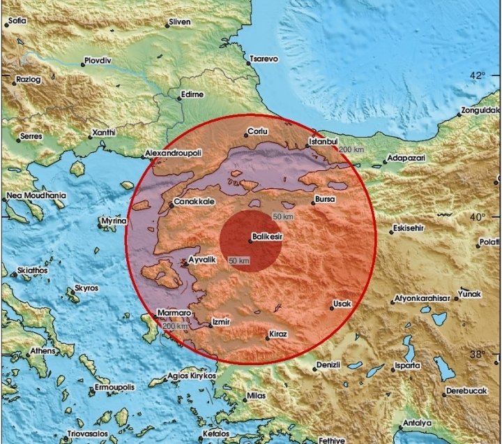 #SonDakika  #İstabul' da #deprem oldu
Çok geçmiş olsun İstanbul
#Balıkkesir