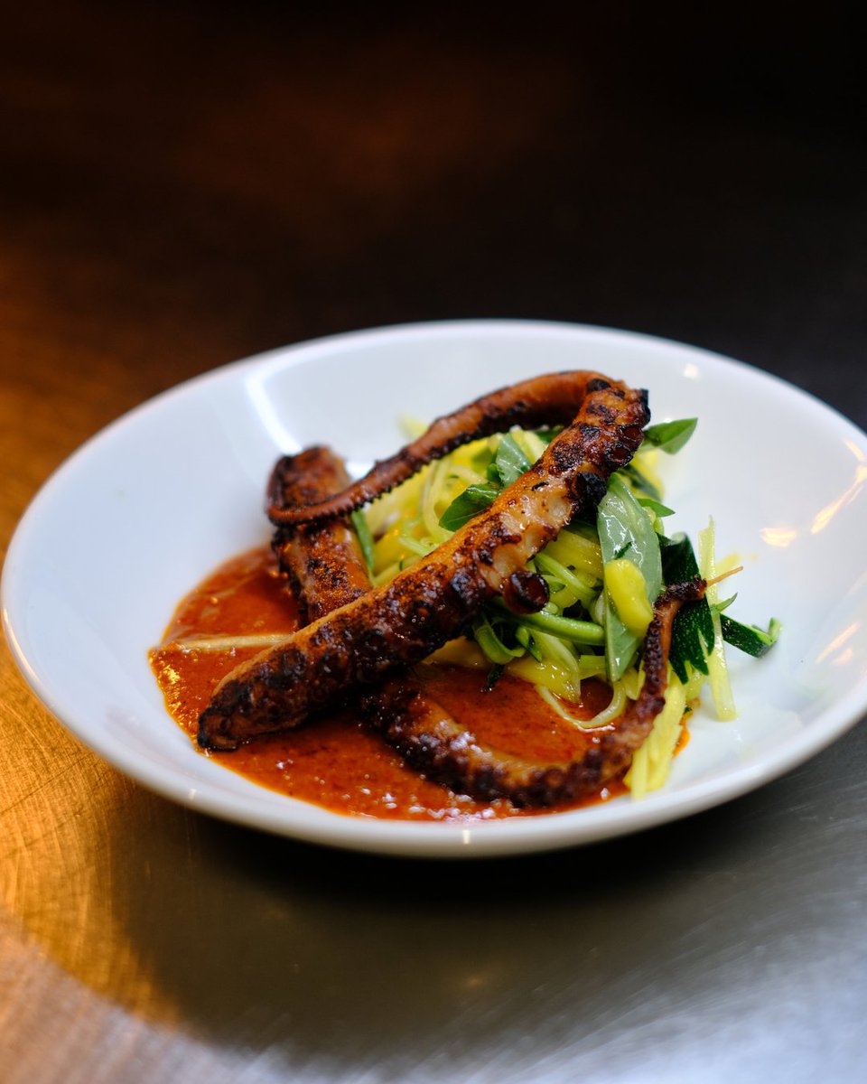 KaPaoFeeds's tweet image. A dish in development by Nicolle.

Current version: soy marinated and chargrilled octopus, chuu chee curry, yellow carrot, mango, and thai basil salad dressed in sesame.

#ChefsofInstagram #DishDevelopment #ChefLife #Scotland #RestaurantInScotland #RecipeTesting