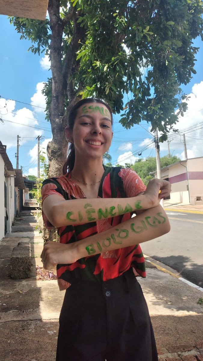 ttanyastudies's tweet image. ⌕ ᎓ #collegetwt | #studytwt | #langtwt | #booktwt 

ﾠﾠ- Ana Lu · 2005
ﾠﾠ- Ciências Biológicas - ESALQ
ﾠﾠ- estudo coreano e mandarim 

‹𝟹 : Biologia, studio ghibli, Arte, livros, tcp, kpop, NCT 
.