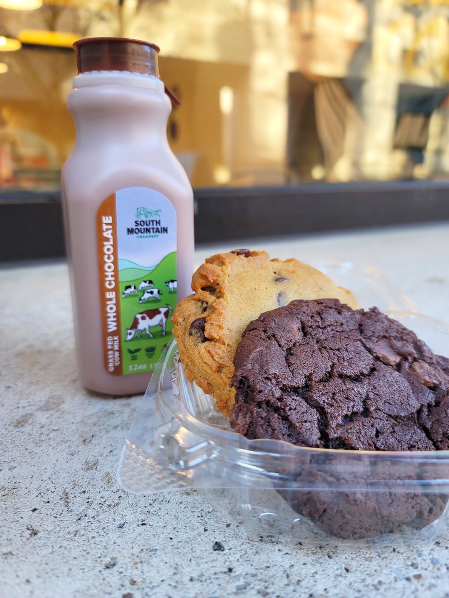 Discover the irresistible charm of DC’s favorite cookie!🦸‍♂️✨

Indulge in the perfect harmony of fresh-baked cookies &amp; creamy milk - where every bite is pure magic! 🌟 

Bring those childhood memories back, one dunk at a time. Who wants to feel like a kid again?
