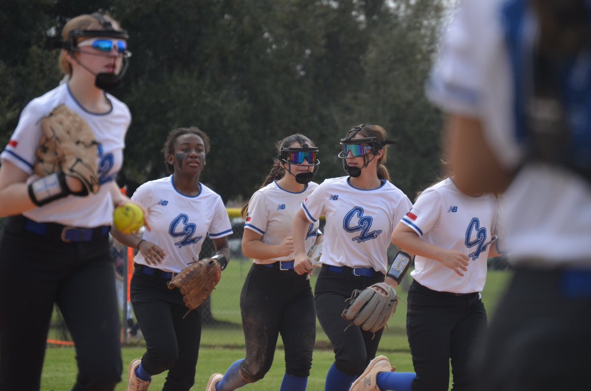 ElleDisi2029's tweet photo. Great weekend of softball with my C2 teammates at USFA Gold Cup! We came up short by 2 runs to get to championship in the top bracket but had some great plays and had great wins! Here are a couple of my hits from the weekend! #c2baseball #softball #leftie https://t.co/AlbYn2wSQQ
