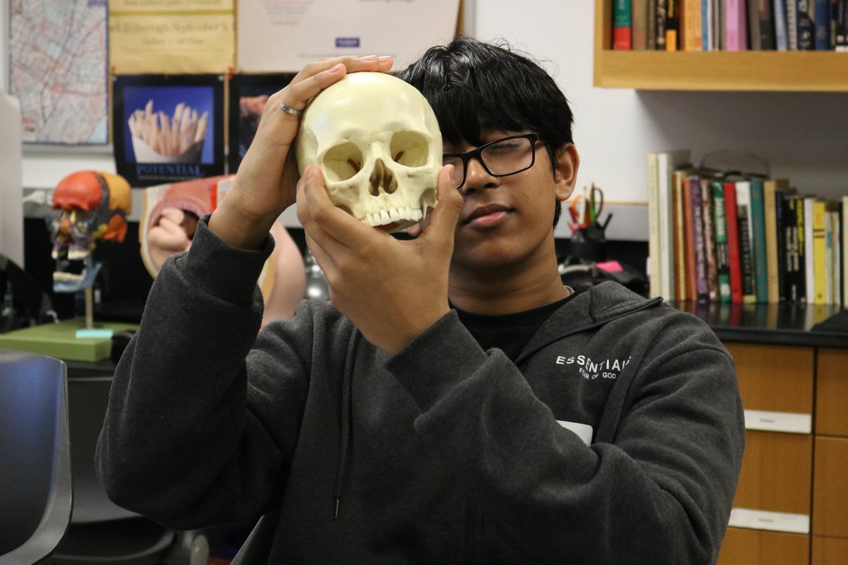 Yale Pathways to Science tweet media