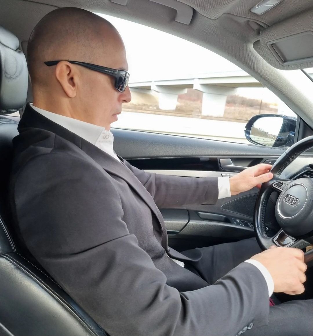 Кренуо на снимање Шаренице, завршио као вођа опозиције и државни непријатељ, not too bad хахахахахахаха