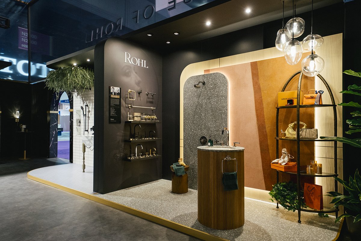 We're excited to share that @HouseOfRohl was named the Best Large Booth Winner at @KBIS 2024! This award marks a remarkable milestone for House of Rohl, earning its inaugural nomination and win and underscoring the brand's commitment to excellence.