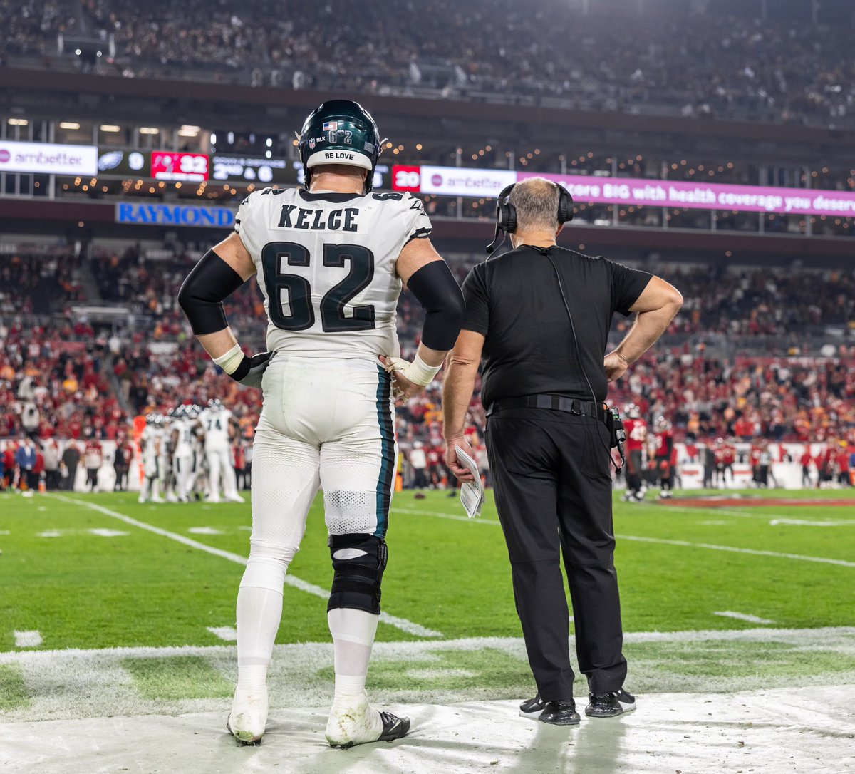 CoachStoutland's tweet image. Jason,
Some of my fondest coaching moments have been by your side these past 11 seasons. I’m so proud of the player you’ve worked to become and legacy you’ve built. I will miss having you by my side. It’s been my honor & I congratulate you on an incredible career.
Stout out