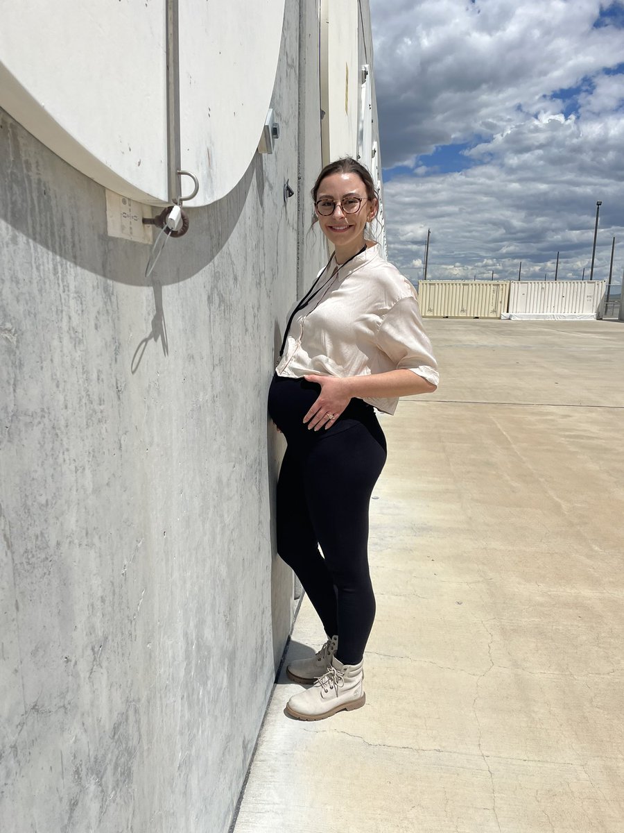 MadiHilly's tweet image. Everyone should have the opportunity to get up close and personal with nuclear waste (mamas included!)