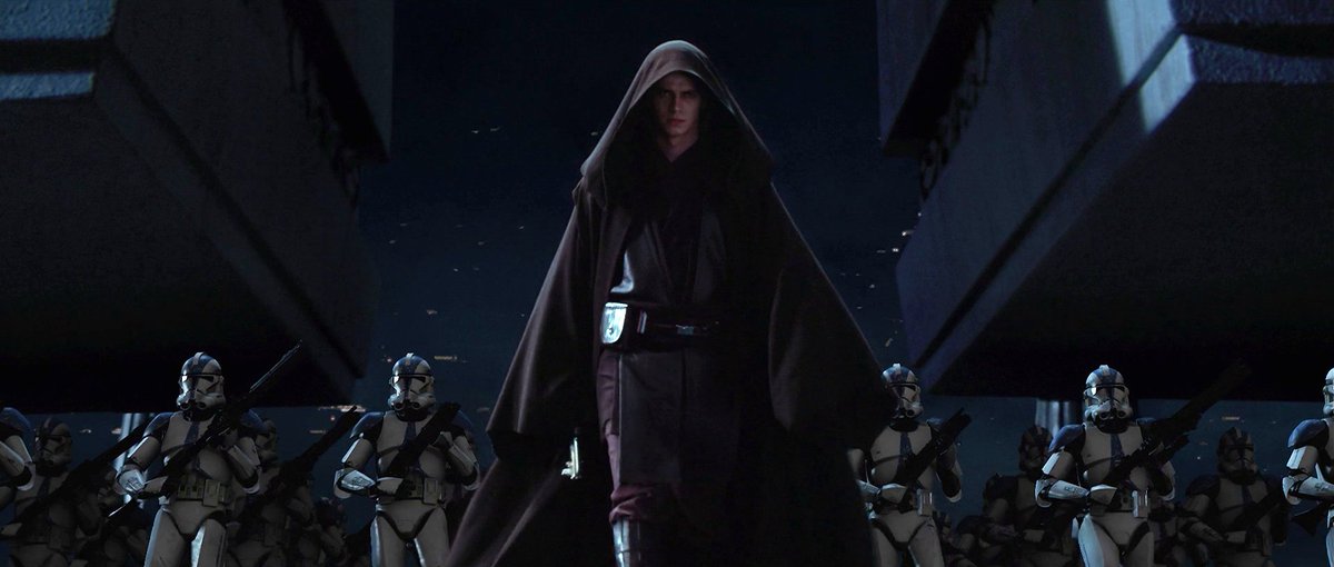 SunsEditions's tweet photo. Veo en este plano, como aún siendo Dune una inspiración para George Lucas y crear #StarWars, como en #Dune2 han plasmado en el personaje de Paul Atreides, la estética y estilo empleado en Anakin Skywalker (este último sabiendo qie se basó en Paul). Una simbiosis increíble. https://t.co/UIQIpMowsR