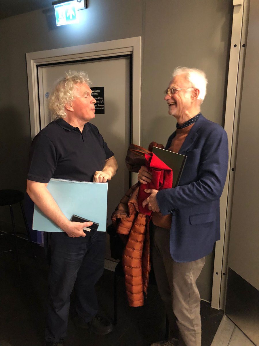 Sneak peek from our rehearsal at the wonderful @Bristol_Beacon with @SirSimonRattle and John Adams. @HellTweet Great to be here! 🎶