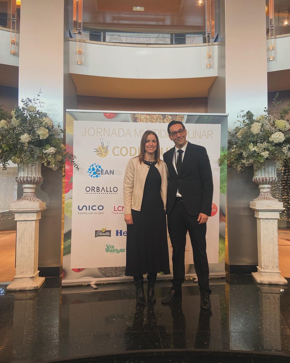 IsabelAyalaVig's tweet image. 👩‍⚕️Acompañando al decano de @codinmur a la inauguración de la “Jornada Multidisciplinar, construyendo salud”, en la que se abordaron diferentes problemas de salud y su relación con la alimentación, en la que contaron con ponentes de gran calidad. Enhorabuena Luis!