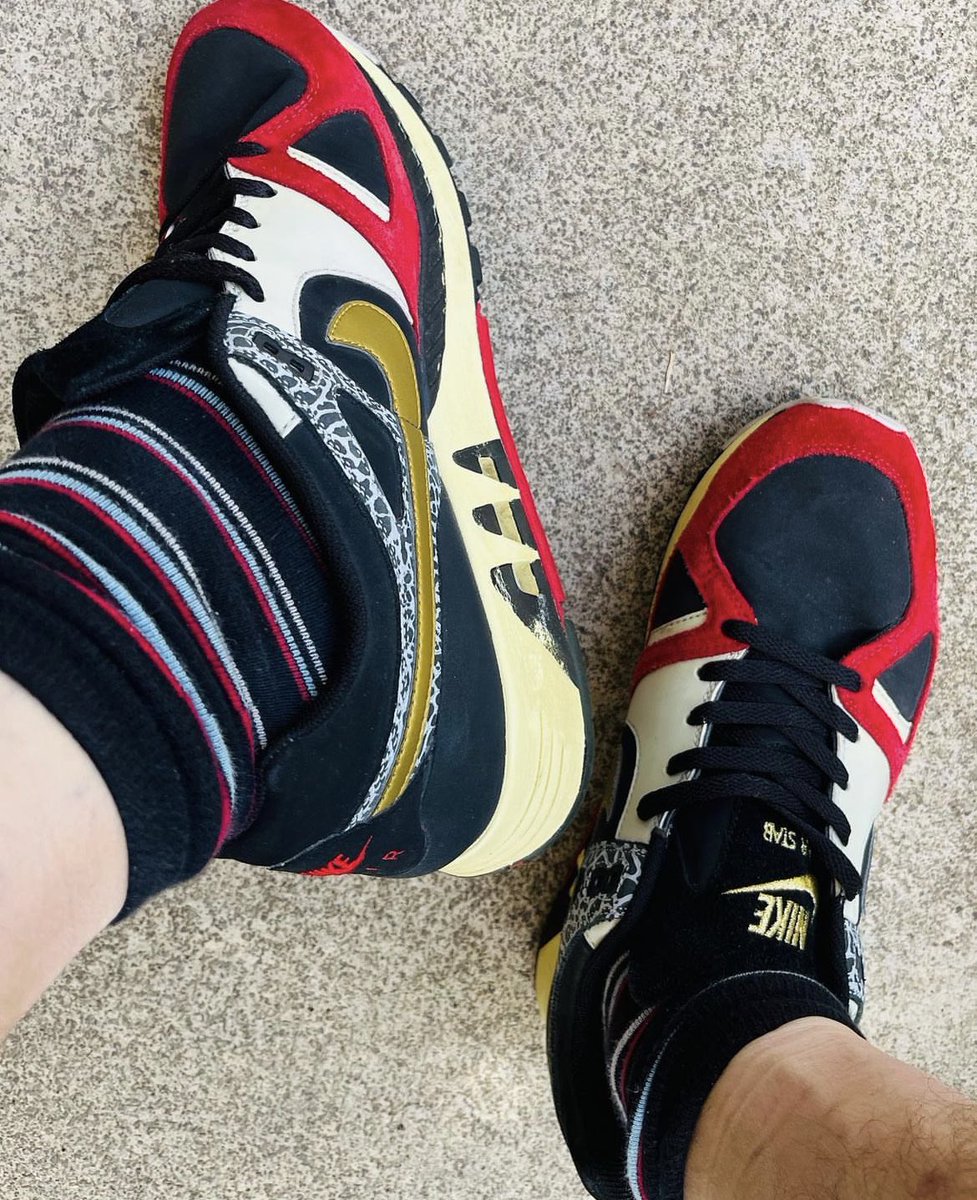 I love these Stabs from 2005 but the soles are cooked now, last pic of them being worn last year.