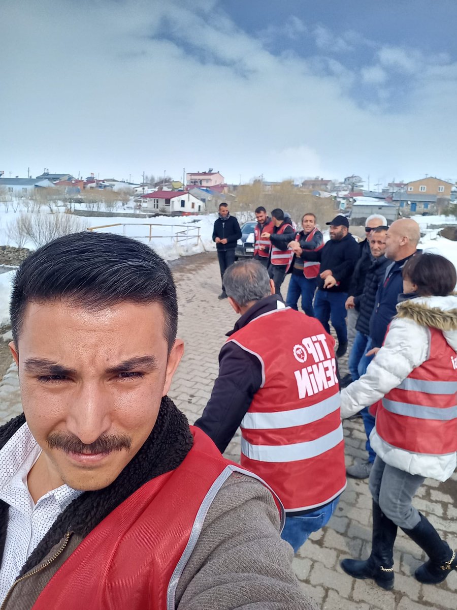 tipdamal's tweet photo. Damal’da değişim şart ve bu görev TİP’e düşer.

TİP Damal
Arif Erendemir
#BelediyeBaşkanAdayı
#DeğişimŞart https://t.co/iid2VzcyLY