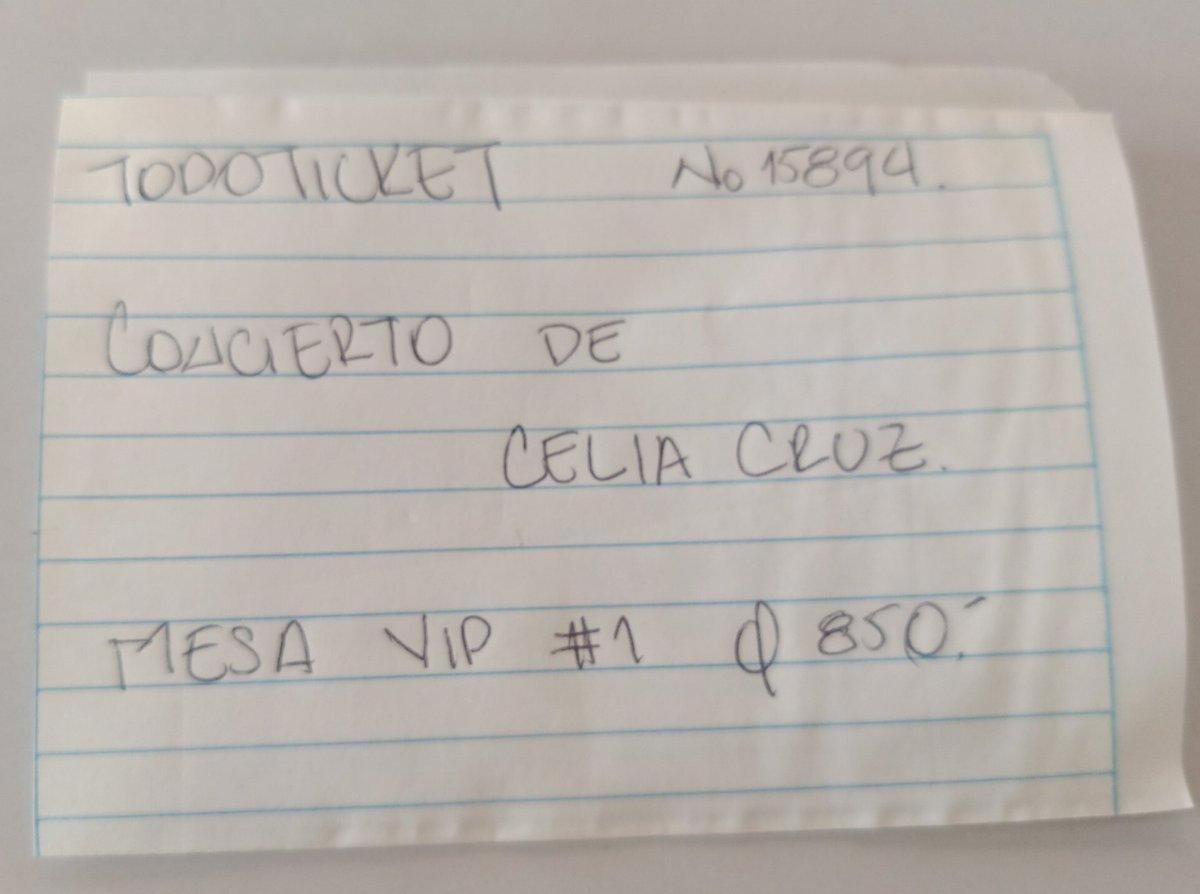 Celia Cruz 🚨
regresa a Guatemala💥 
después de tanta ausencia, gran concierto 💃🏻🕺🏻👯‍♂️💫🌟
Vendo entrada mesa vip Q850.
*Sino sabe de conciertos, no opine.*