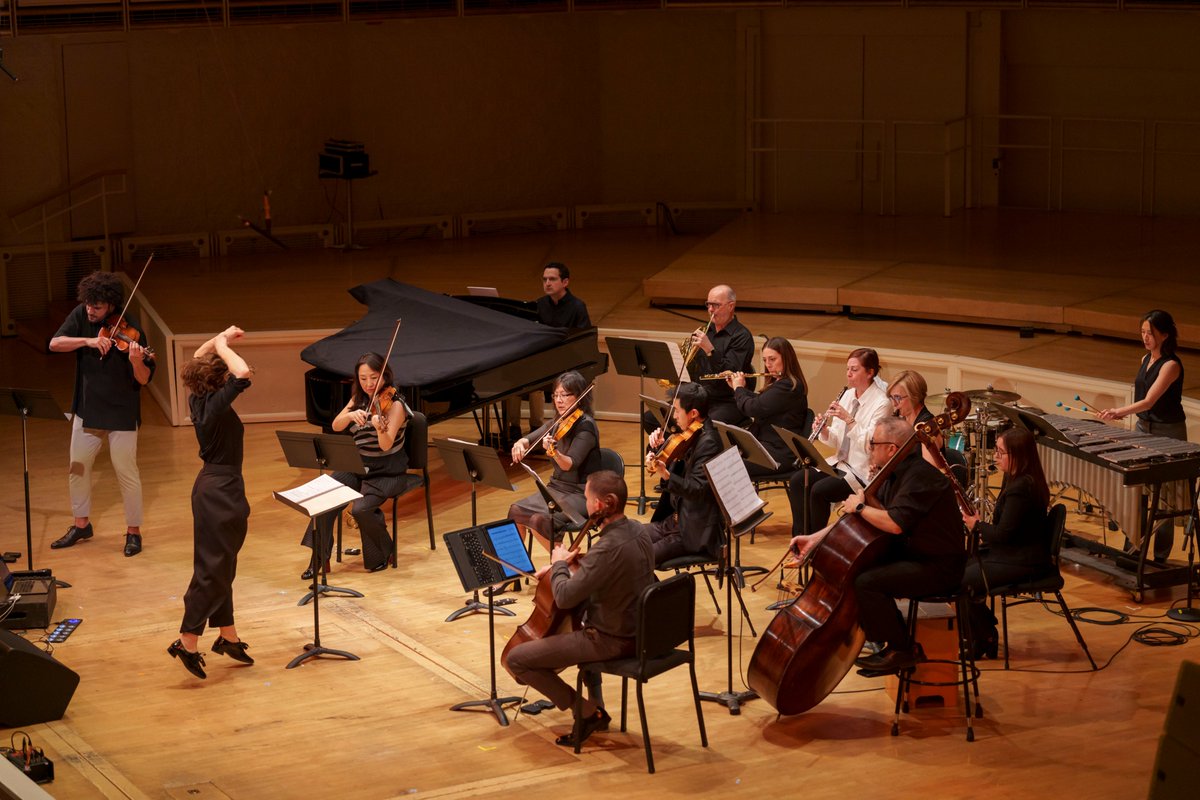 Sunday’s CSO MusicNOW concert brought two world premieres to Orchestra Hall: Resonance by violinist-composer Curtis Stewart and Concerto Grosso by Mead Composer-in-Residence @jmontgomerymusc. Music by Tania León and Tyshawn Sorey was also performed. @PrimoArtists 📷: @toddrphoto