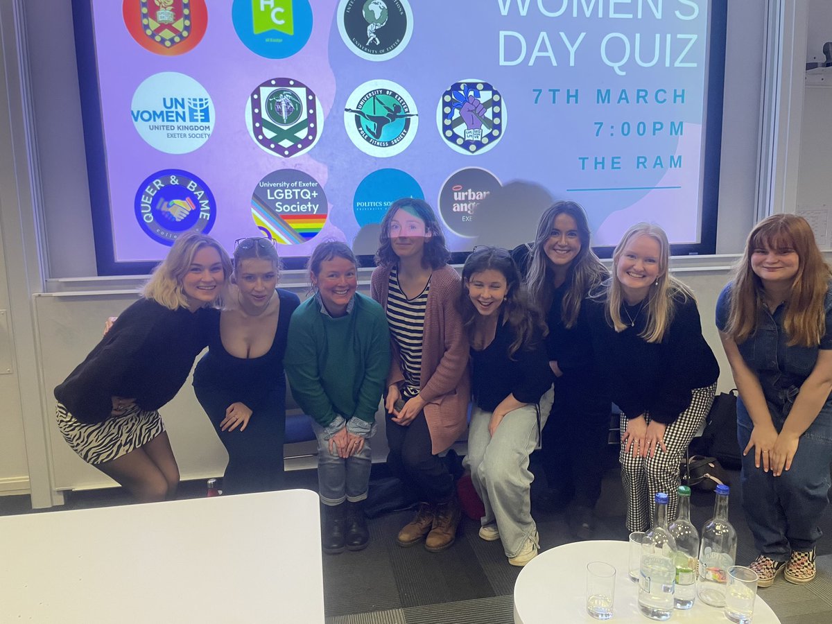 Rose_Lell's tweet photo. A really inspiring joint @ExeUniLabour @ExeterPolSoc International Women’s Day event at Exeter Uni with Dr Kate Townsend, Dr Sarah Lucas, @CHazelgrove and @emmamcnicholas @InstituteGC 

Thank you Emma and Claire for being so inspiring to me as a young woman working in politics! https://t.co/he6MH3kr7Y