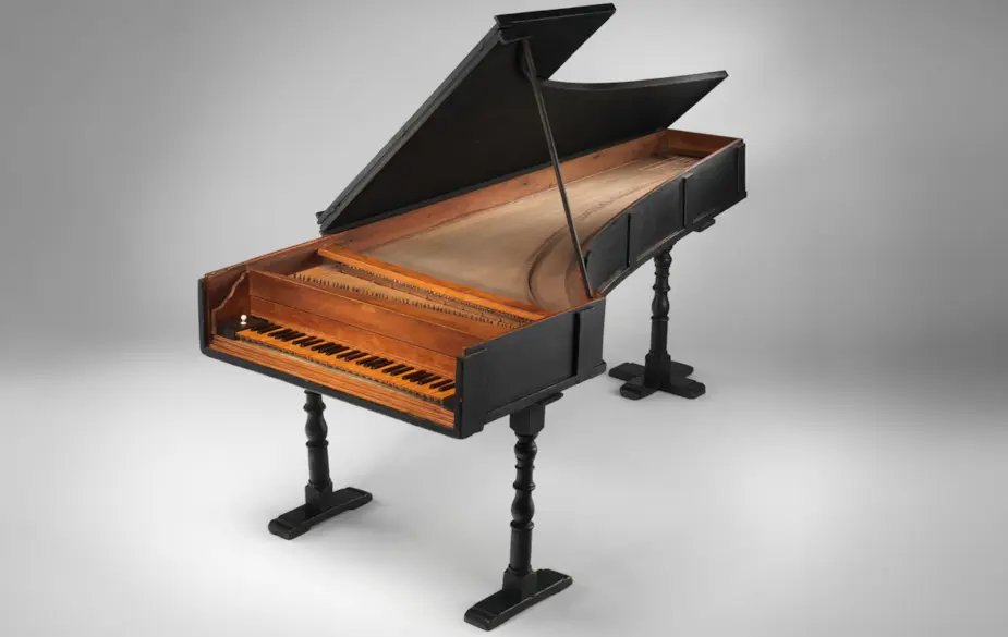 TheOldestThing tweet media