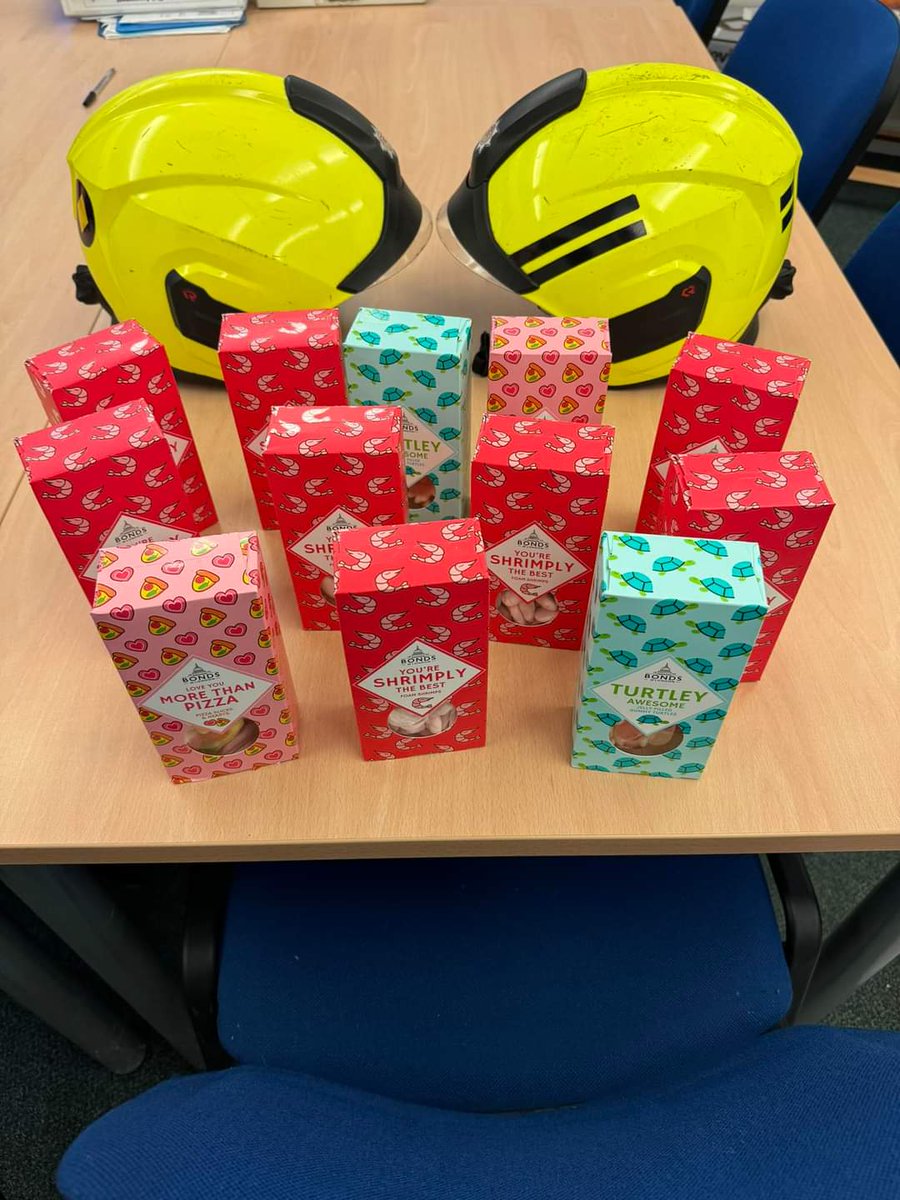 Duns Fire Station (@dunsfire) on Twitter photo On behalf of Duns Community Fire Station, we would like to thank <a href="/farne_salmon/">Farne Salmon</a> for their generosity of the boxes of sweets the crew received, very much appreciated thank you again 🙌 <a href="/SfrsEast/">SFRS Scottish Borders East</a> <a href="/fire_scot/">Scottish Fire and Rescue Service</a> On behalf of Duns Community Fire Station, we would like to thank <a href="/farne_salmon/">Farne Salmon</a> for their generosity of the boxes of sweets the crew received, very much appreciated thank you again 🙌 <a href="/SfrsEast/">SFRS Scottish Borders East</a> <a href="/fire_scot/">Scottish Fire and Rescue Service</a>