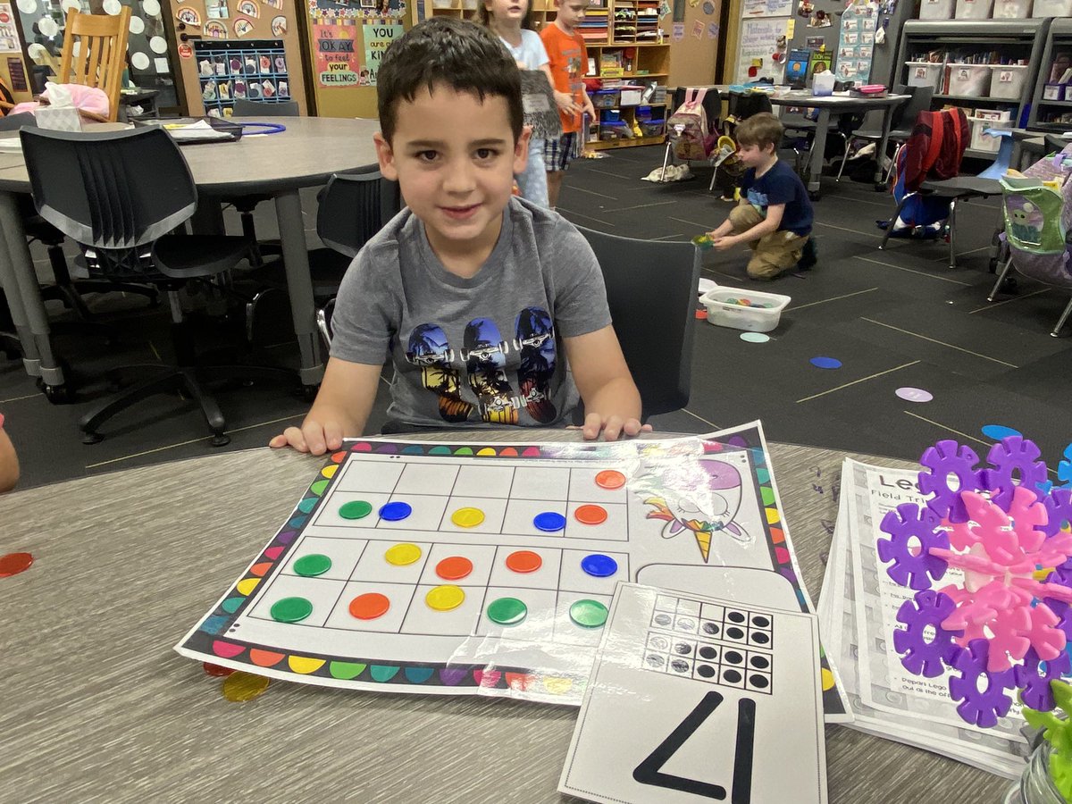 Reviewing numeracy skills with hands on fun! <a href="/canSTEM/">Cannon Cubs</a> #CanKinder #BrCannonProud