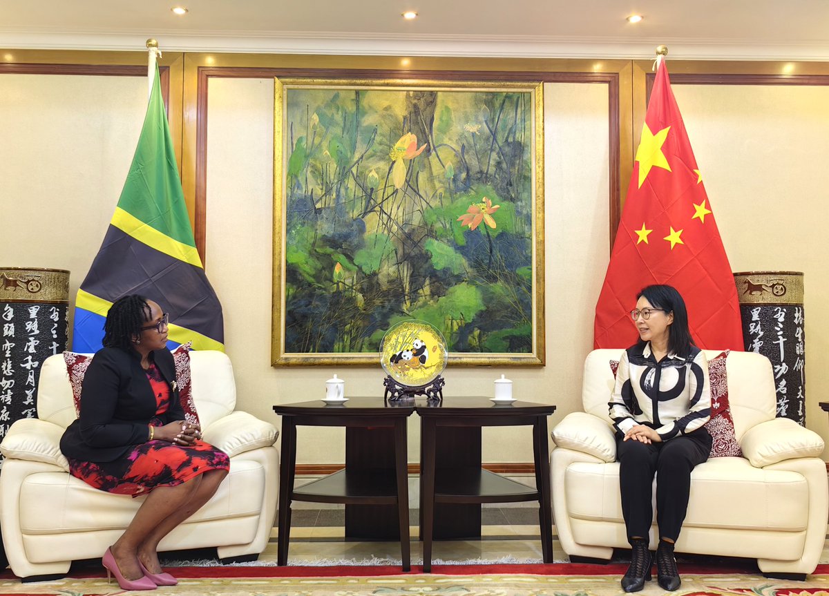 Chen Mingjian 陈明健 (@chenmingjian_cn) on Twitter photo Glad to meet with <a href="/jtmashiba/">Justina Mashiba</a>, CEO of Universal Communications Service Access Fund <a href="/UcsafT/">UCSAF-Tanzania</a>. We exchanged our views on ICT and AI cooperation between China&Tanzania. Both of us believe that we will share a bright and successful future in these areas. Glad to meet with <a href="/jtmashiba/">Justina Mashiba</a>, CEO of Universal Communications Service Access Fund <a href="/UcsafT/">UCSAF-Tanzania</a>. We exchanged our views on ICT and AI cooperation between China&Tanzania. Both of us believe that we will share a bright and successful future in these areas.