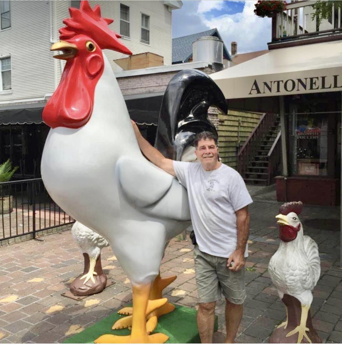 It is with a very heavy heart that we say goodbye to one of Federal Hills finest. Chris Morris our “Chicken Man” of Antonellis Poultry passed away Sunday. Chris received the 2023 FHCA Legacy Award & he was a huge supporter of the Hill. I thoughts and prayers are with his family.