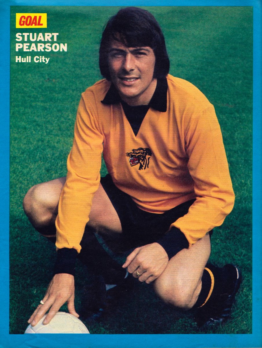 robertmdaws's tweet photo. STUART PEARSON #stuartpearson
Started his senior career at @HullCity , following a couple of years with Tigers youth system , in 1968. He moved on to #MUFC in May 1974 , having made 129 league appearances and scoring 44 goals for the Tigers.