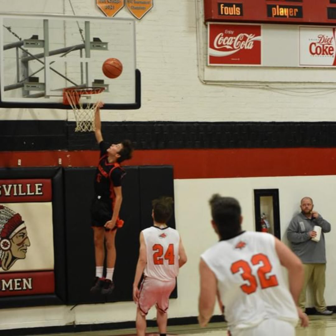 Congratulations to freshman Ian Saunders for being selected to the 275 2nd team All-Conference Basketball Team. Great job Ian!

Stats per game
15.6 points
4.2 rebounds
3.3 Assist
2.5 steals