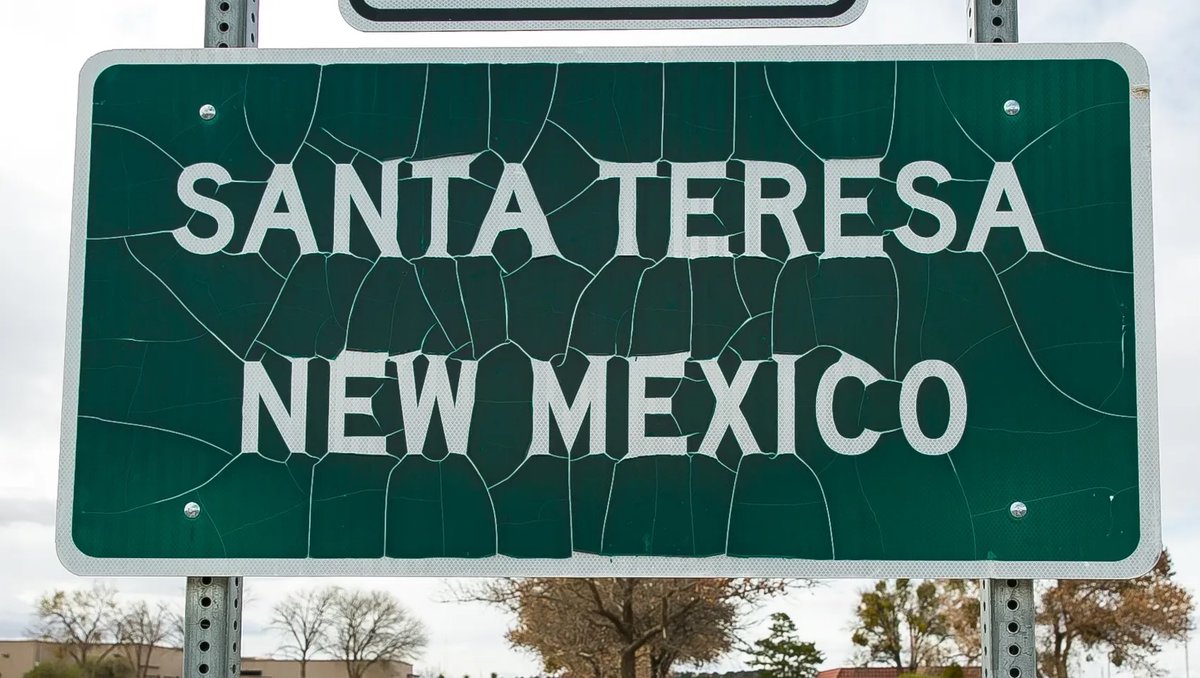 There is an H in hedge fund but not in Santa Teresa. Welcome back to Nuevo Mexico, Nella.