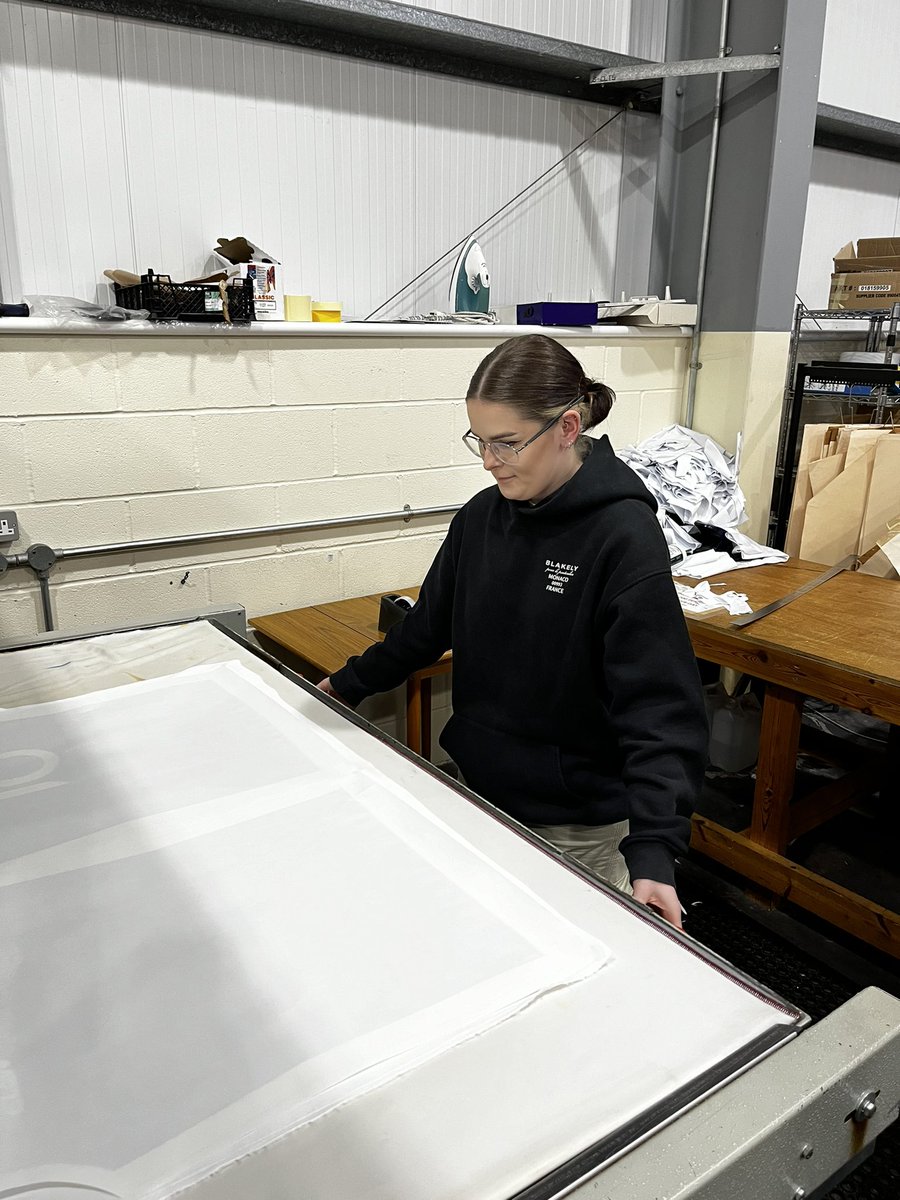 ClawTeamwear's tweet image. Today, we were delighted to host Mark Hunt from Sandfield fc juniors, accompanied by Paige, the creative mind behind this season&apos;s junior section kit. actively participated in producing a shirt she design.
#clawteamwear #madeinwales #sublimationdesign