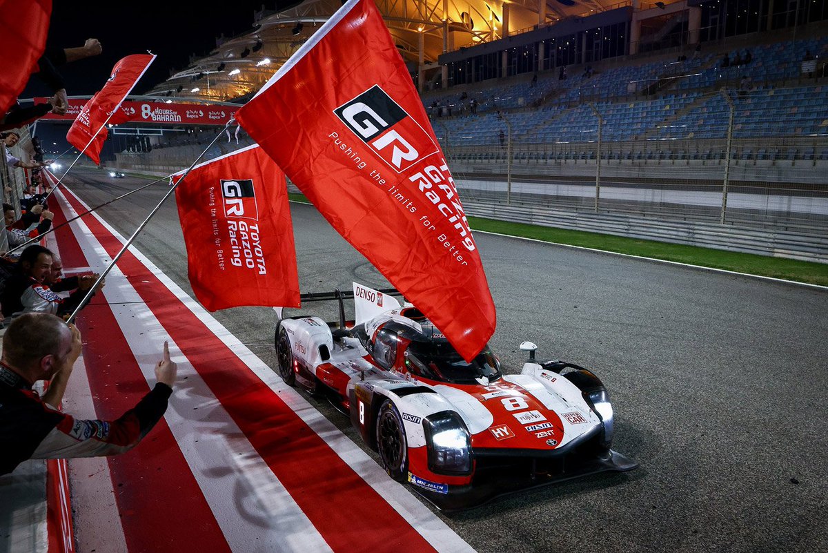 NotFifthGear's tweet photo. 🚨| RUMOUR  

It's being reported that if Red Bull were to lose Max Verstappen (per AMuS), Adrian Newey would join Toyota GR

Adrian Newey wanted to design a Hypercar for Le Mans, which Toyota is offering. Newey also has an option to F1 in 2026 if Toyota purchase Sauber from Audi https://t.co/vwuQugjO1Q
