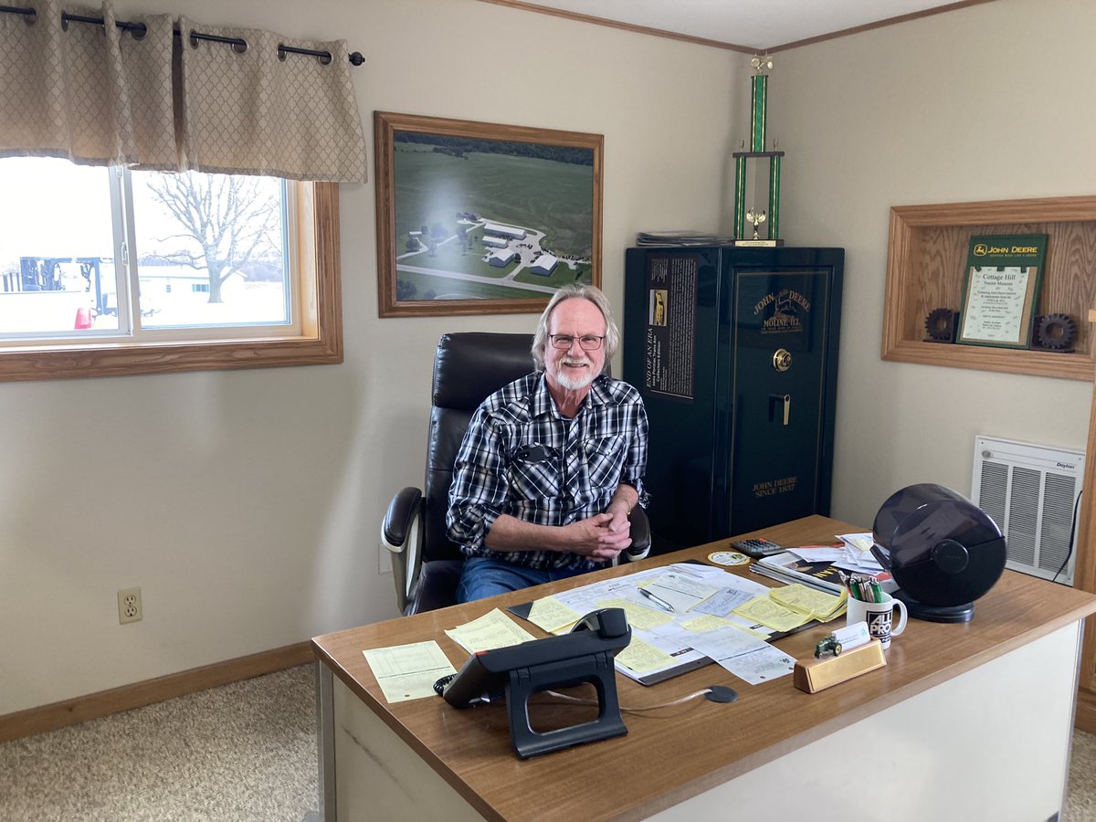 Andy Pasztor 🧼🧽 tweet media