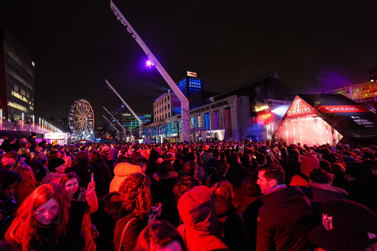 On se remet encore de notre nuit 💙 

Merci à tous ceux qui sont restés éveillés avec nous 🌙🙌

La Nuit Blanche remercie aussi la Ville de Montréal pour son soutien financier dans la réalisation de notre édition 2024! ⭐️🌃 <a href="/MTL_Ville/">Ville de Montréal</a> 

📸 Benoit Rousseau
