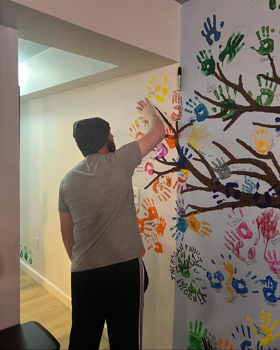 Our tree connects each and every family that has stayed with us, leaving a permanent mark on Christopher's Haven