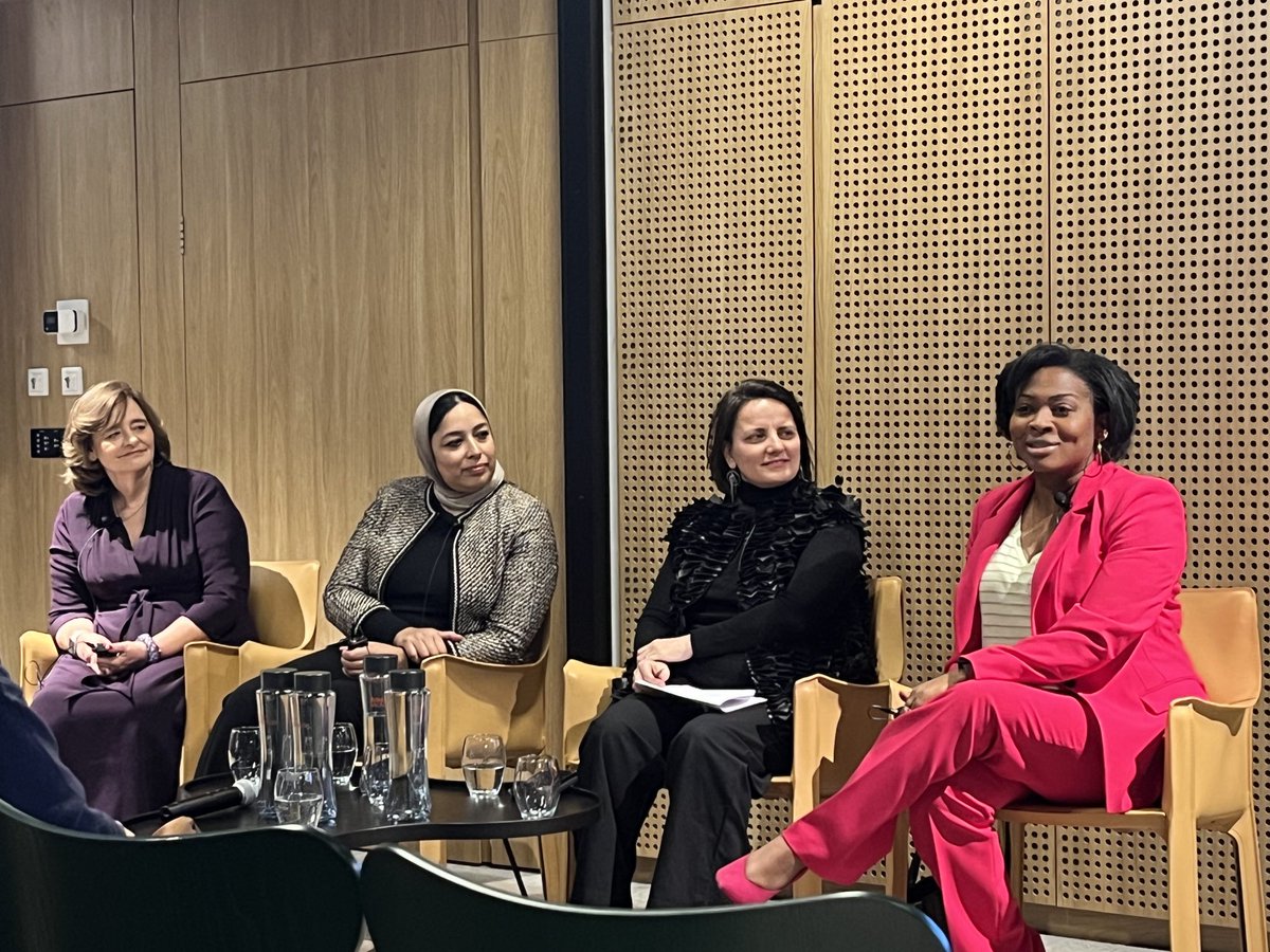 Interesting ⁦@SupportTCourt⁩ International Women’s Day discussion on women in law and Inspiring Inclusion, with @CherieBlairKC ⁦@denisebn⁩ and Sultana Tafadar KC, chaired by ⁦@ddenissmith⁩ - and delicious canapes from @bakermckenzie⁩. #IWD2024