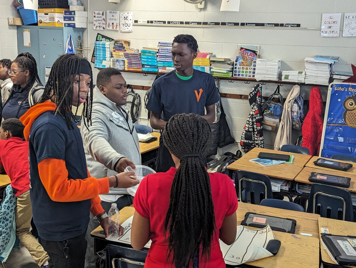 ElevateStLouis's tweet image. If you need a dose of joy to start your workweek, visit facebook.com/ElevateStLouis to see Little Elevate in action! Our partnership with the Ferguson-Florissant School District is getting stronger each year. #LetsChangeTheNarrative about youth success in North St. Louis County.