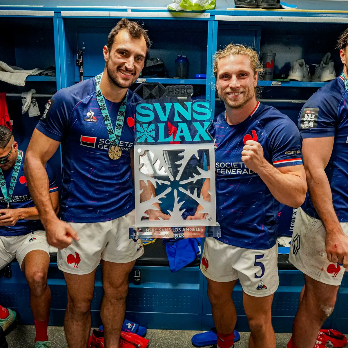 Vous connaissez la Gers'Connexion ?
Maintenant oui 🥇💯

Fier de faire partie de cette team !! 
Quel moment incroyable pour France7 🇲🇫

Merci à tous pour votre soutien extraordinaire 👏🏻

@FranceRugby

#seven #hsbc7s #francerugby #france7 #france #worldrugby #worldsevensseries