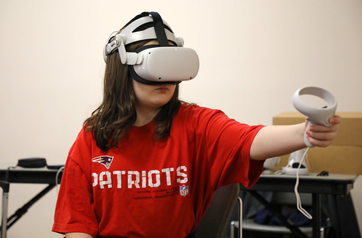 BloomsburgU's tweet image. Cybersecurity experts ✔️ Lock picking ✔️ LEGO programming ✔️ Reverse engineering ✔️ #BloomCON #Hak4Kidz 💻💿🔓⚙️📱💽🐾 #HuskyUnleashed #STEM #DigitalForensics #ComputerScience #BloomUpward #cybersecurity #hacking #community 
📸➡️ flic.kr/s/aHBqjBgmTC