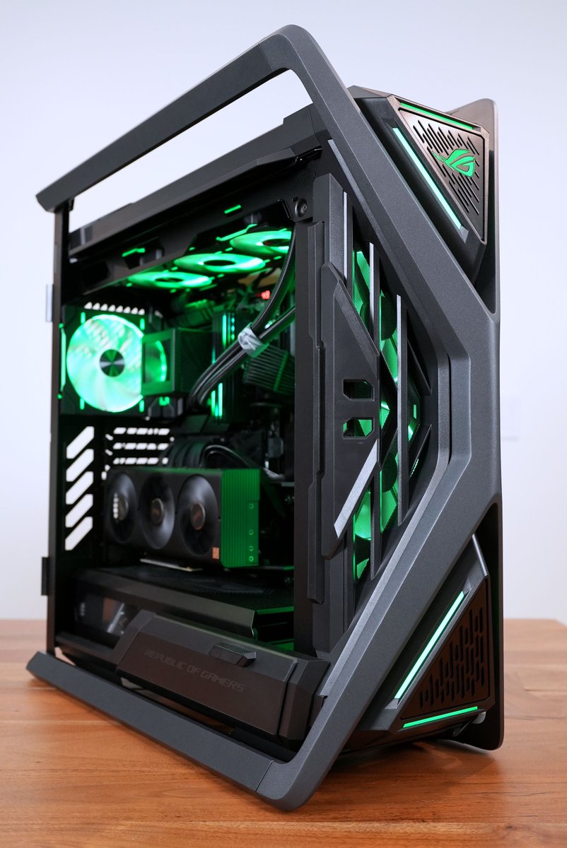 iamkylehansen's tweet image. 4 days left to enter my giveaway for the EPIC $5,000 Hyperion PC and fancy peripheral setup (300Hz monitor, kb+m, etc.). Biggest giveaway I've done in years and only takes a few seconds to enter. HERE: gleam.io/0KBxI/bitwit-r… @NVIDIAGeForce #RTXOn @ASUS_ROGNA @ASUSUSA